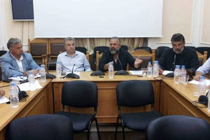 σύσκεψη στην Περιφέρεια Κρήτης που κάλεσε η ομάδα αμπελουργών Κρήτης