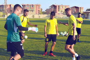 Ο Τσέλιος στο αθλητικό κέντρο της Γουάντι Ντέγκλα  στη Σόνχα όπου και ενσωματώθηκε με την αποστολή των “κιτρινόμαυρων”.