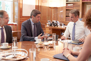 κ.κ Αυγενάκη, Μαυρωτά, Πέτσα, Λοΐζου