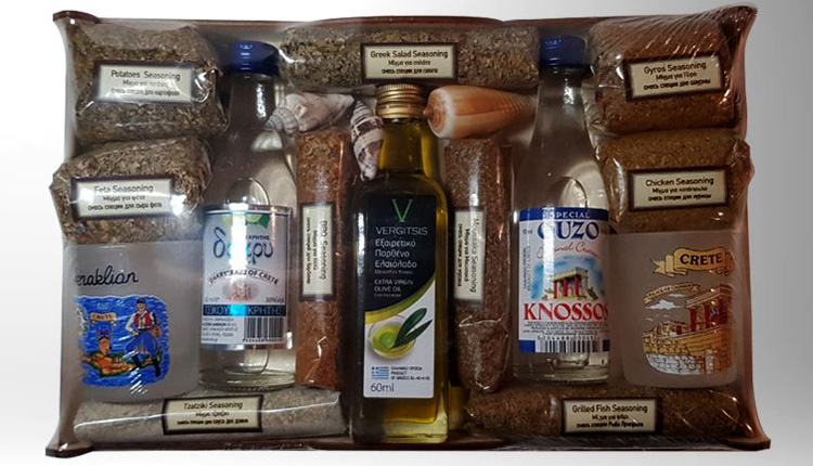 Ελαιόλαδο, ρακή και διάφορα παραδοσιακά γλυκίσματα παίρνουν μαζί τους οι τουρίστες από την Κρήτη