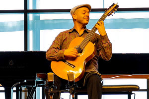 Ο Γιώργος Περβολαράκης