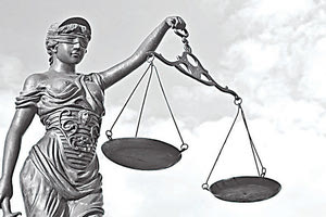 Η Πολιτεία, οι δικαστές και οι νόμοι