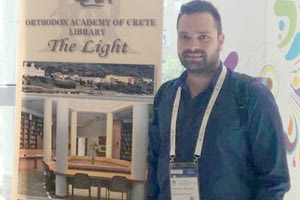 Ο βιβλιοθηκονόμος του Ιδρύματος, κ. Ιωάννης Μουντογιαννάκης