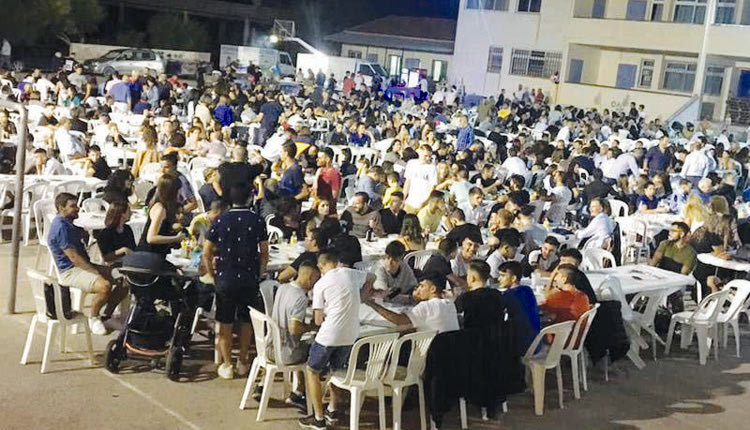 Από την χοροεσπερίδα του Αλμυρού