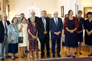 Παράσημο για τον μελετητή του Καζαντζάκη, R. Beaton