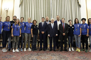 Από τη χθεσινή συνάντηση της εθνικής ομάδας μπάσκετ κωφών γυναικών στην προεδρία της Δημοκρατίας