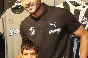 Η νέα επίσημη μπουτίκ του ΟΦΗ OFI FC OFFICIAL STORE