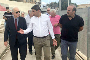 Ο κ. Αυγενάκης με τον κ. Λαμπρινό και τον κ. Τζώρτζογλου στο στάδιο Ελευθερίας