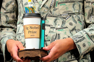Τα βραβεία Ig, αποκαλούμενα και «Νόμπελ του τρελού επιστήμονα»