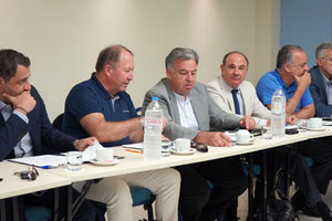 Σύσκεψη με τους φορείς του Τουρισμού