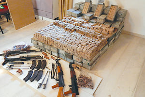 H εγκληματική οργάνωση στην υπόθεση με τα καλάσνικοφ και τα φυσίγγια