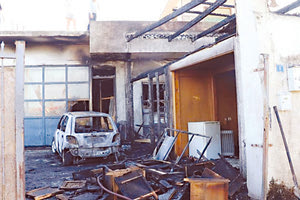 Ο εμπρησμός στο ξυλουργείο