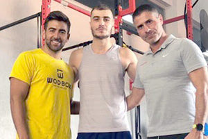 Ο σπρίντερ του ΟΦΗ Γιάννης Κόκκινος ευχαριστεί χορηγό του γυμναστήριο Gymnasioum