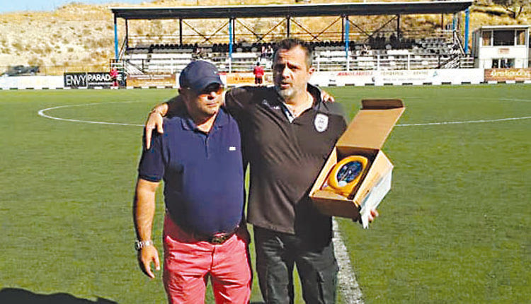 Οι πρόεδροι Δαμάστας και ΠΑΟΚ κ.κ. Παπαδάκης, Μπουμάκης