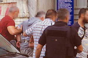 προσαγωγή των συλληφθέντων στον εισαγγελέα