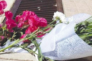 το τροχαίο στο Αίγιο, όπου 28χρονος οδηγός παρέσυρε και σκότωσε μία γιαγιά με το εγγονάκι της.