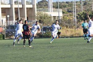 Μεγάλη νίκη με Γκίνη στο 80’