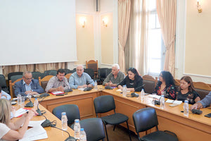 Σύσκεψη για τη μεταφορά μαθητών μέσω του υπεραστικού και αστικού ΚΤΕΛ Ηρακλείου στην Περιφερειακή Ενότητα Ηρακλείου