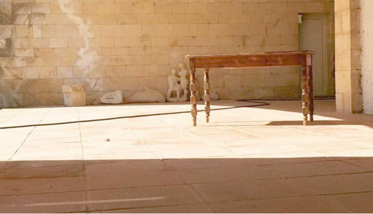 στους χώρους της έκθεσης «Η εκπαίδευση στην απόψυξη – ή Μαθαίνοντας ξανά/  UNFROZEN EDUCATION – Or How To Relearn»