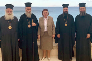 Συνάντηση με αντιπροσωπεία της Εκκλησίας Κρήτης είχε η υπουργός Πολιτισμού κ. Λίνα Μενδώνη