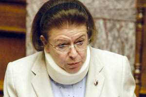 Στο νοσοκομείο χρειάστηκε να μεταβεί η υπουργός Πολιτισμού, Λίνα Μενδώνη, μετά από τροχαίο ατύχημα που είχε στη λεωφόρο Μεσογείων