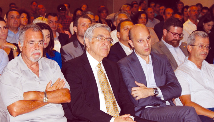 Οι διευθυντές βράβευσαν τους καλύτερους ξενοδοχοϋπαλλήλου