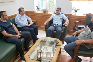 Στον περιφερειάρχη ο αστυνομικός διευθυντής