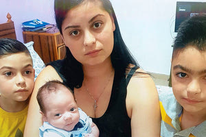 Πολύτεκνη οικογένεια ζητά βοήθεια