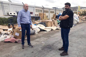 συνάντησης εργασίας μεταξύ του προέδρου του Συνδέσμου Επιχειρήσεων Βιομηχανικής Περιοχής Ηρακλείου κ. Αντωνακάκη και του αντιδημάρχου Καθαριότητας Ηρακλείου κ. Βαρδαβά