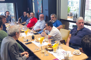 Η διακοπή του πρωταθλήματος έδωσε την ευκαιρία για να συναντηθούν και να τα πουν τα στελέχη της ΠΑΕ ΟΦΗ και οι δημοσιογράφοι που καλύπτουν το ρεπορτάζ της ομάδας.