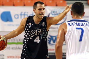 Ο Μποχωρίδης σε φάση απο το ματς του ΟΦΗ με το Αιγάλεω