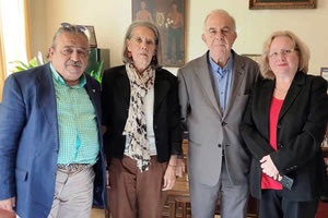 O δήμαρχος Ηρακλείου Βασίλης Λαμπρινός με την πρέσβειρα της Κούβας Zelmys Maria Dominguez Cortina