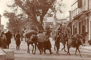 Η φωτογραφία της ημέρας: Στο Ηράκλειο στις αρχές του περασμένου αιώνα.