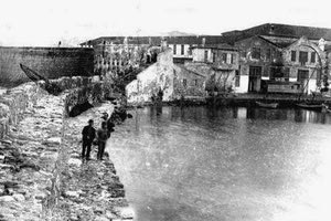 Η φωτογραφία της ημέρας: τα Νεώρια του Μώρο στα Χανιά στα 1902