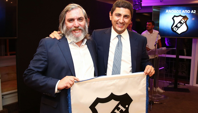 Ο κ. Αυγενάκης τίμησε χθες τον κ. Δανδάλη για την άνοδο της ομάδας του ΟΦΗ στη Volley League