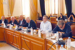 οι δήμαρχοι της Κρήτης, παρουσία του Περιφερειάρχη Στ. Αρναουτάκη