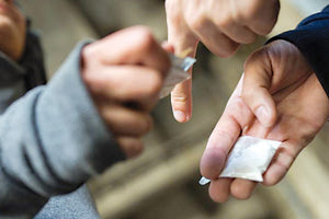 ναρκωτικά στα σχολεία