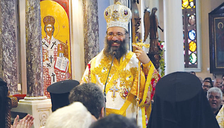 Σε κλίμα συγκίνησης έγινε η τελετή χειροτονίας του νέου επισκόπου Κνωσού, αρχιμανδρίτη και αρχιγραμματέα της Ιεράς Συνόδου της Εκκλησίας της Κρήτης, Πρόδρομου Ξενάκη