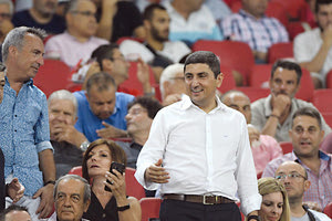 Αυγενάκης κερκίδα