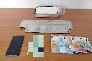 Το επτασφράγιστο δέμα δεν είχε όπλα, αλλά... κοκαΐνη