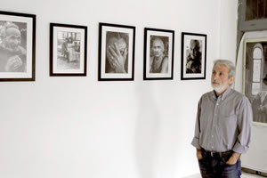 Ο Νίκος Μανούσης θα παρουσιάσει τα έργα του στο Ηράκλειο