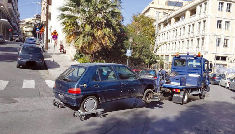 ο γερανός της Τροχαίας