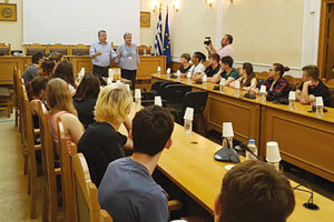 Από την επίσκεψη των μαθητών στην Περιφέρεια Κρήτης