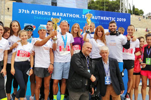 Η ομάδα της Κρήτης που ήρθε πρώτη στον τελικό αγώνα του Run Greece 2019