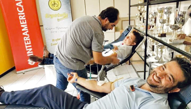η εθελοντική αιμοδοσία που διοργάνωσαν ο Ερασιτέχνης  Εργοτέλης  και η Interamerican
