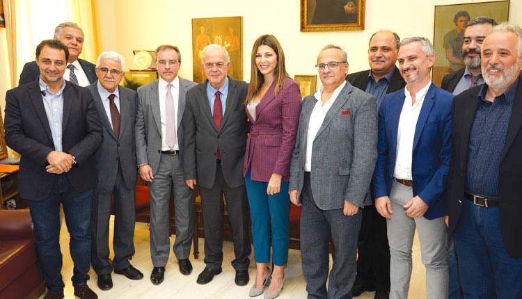 Στη Λότζια η σύμβαση για την παραχώρηση της έκτασης όπου θα ανεγερθεί το Σχολείο Ευρωπαϊκής Παιδείας παρουσία της υφυπουργού Παιδείας Σοφίας Ζαχαράκη.