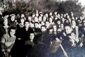 Η φωτογραφία της ημέρας: δεντροφύτευση στην Καζάρμα κατά τη περίοδο 1967 - 1968