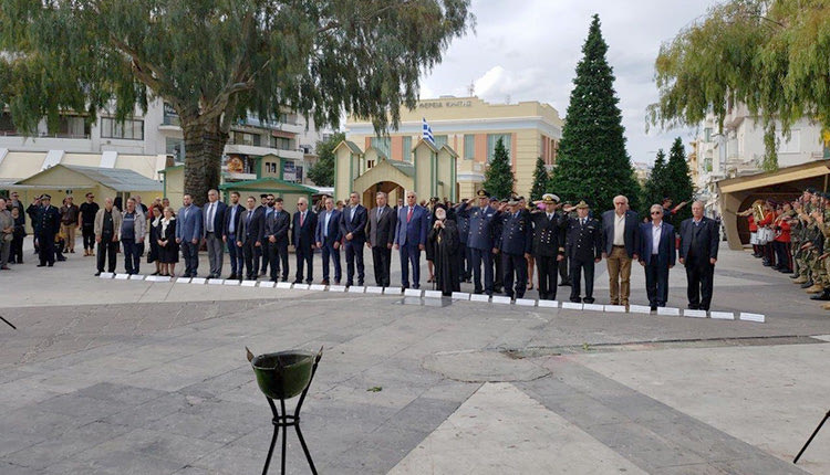 Στο Μνημείο του Άγνωστου Στρατιώτη τιμήθηκε χθες στο Ηράκλειο η επέτειος της Εθνικής Αντίστασης.