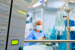 Kλίνες Μονάδων Εντατικής Θεραπείας (ΜΕΘ)