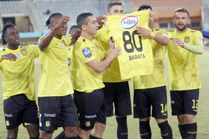 Στον Μπαράτα που έχασε τον πατέρα του αφιέρωσαν το γκολ του Ροβίθη και τη νίκη οι «Κιτρινόμαυροι»